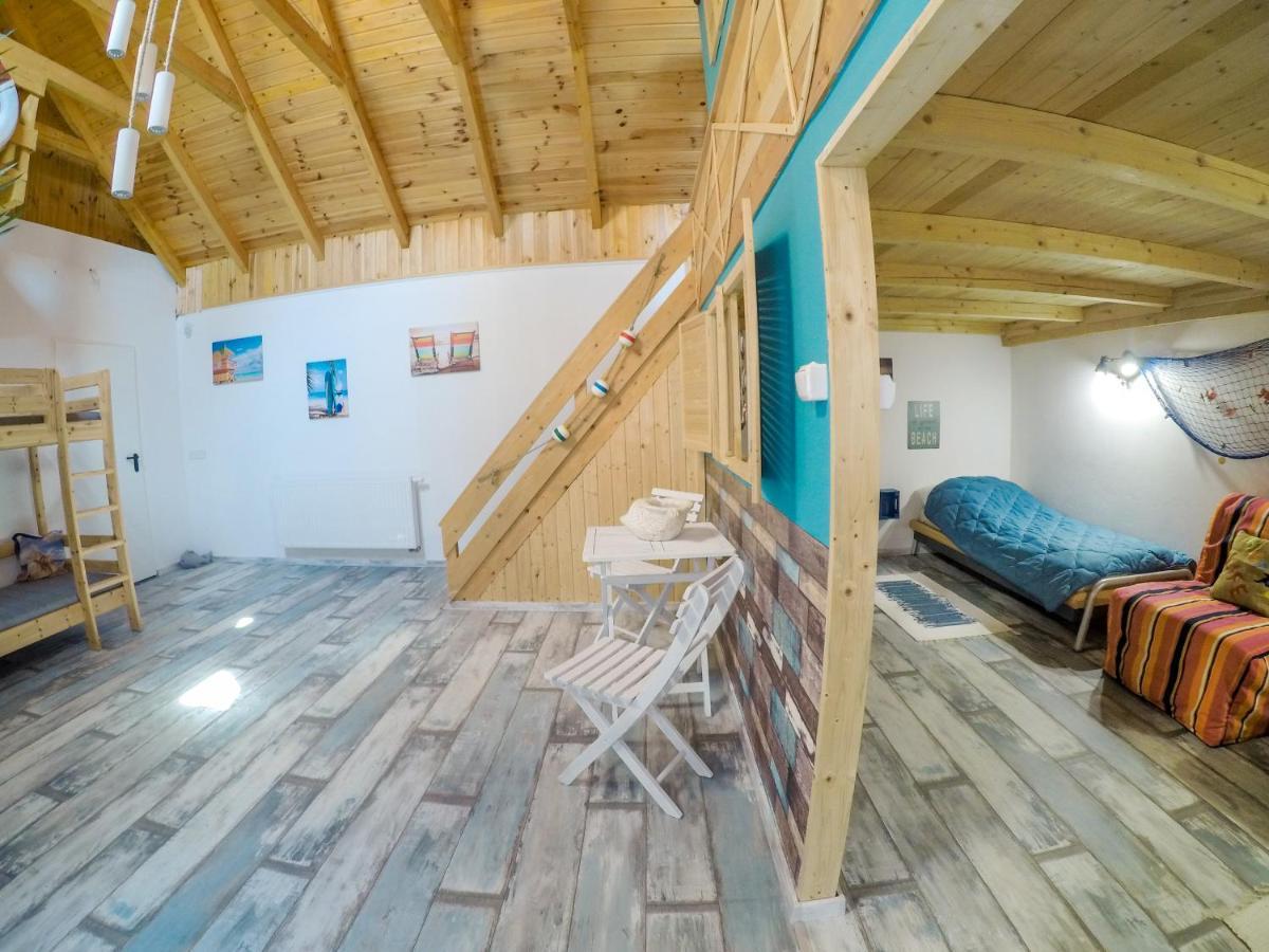 Aloha Apartment